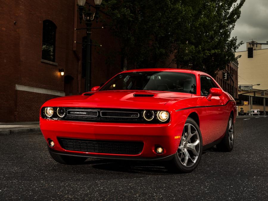  Dodge Challenger SXT 2015 года  (фото 46 из 59)
